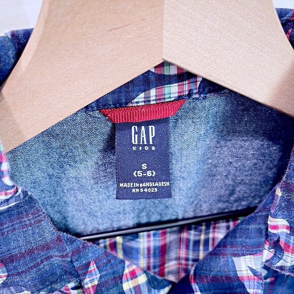 GAP Vintage 90s Tropical Floral Hawaiian Camp Shirt Blue Red Boys Small 5 6 - Picture 4 of 5